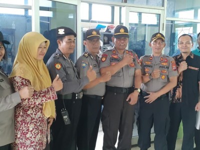 Kunjungan dari Polsek Mlati dalam rangka pemeriksaan pelajar 