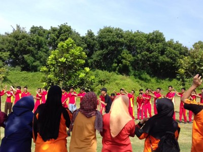 Kegiatan Outbound Kelas XII 